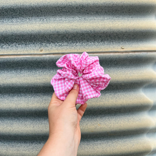 Small Pale Pink & White Gingham - Scrunchie