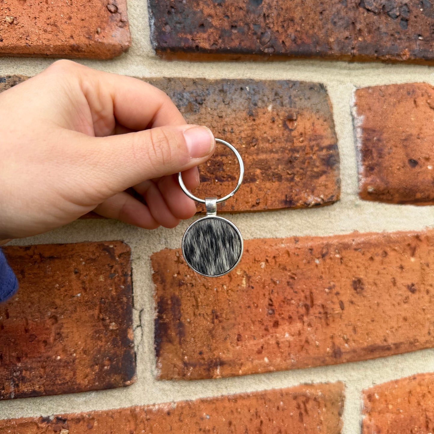 Silver Round Cowhide Keyring #7