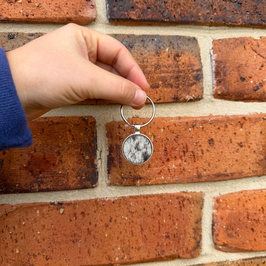 Silver Round Cowhide Keyring #1