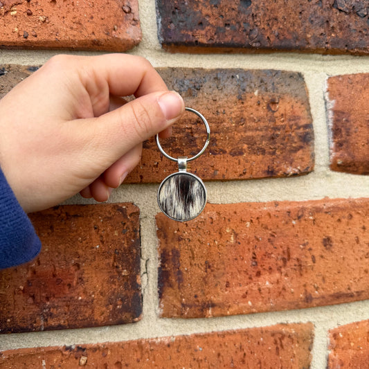 Silver Round Cowhide Keyring #9
