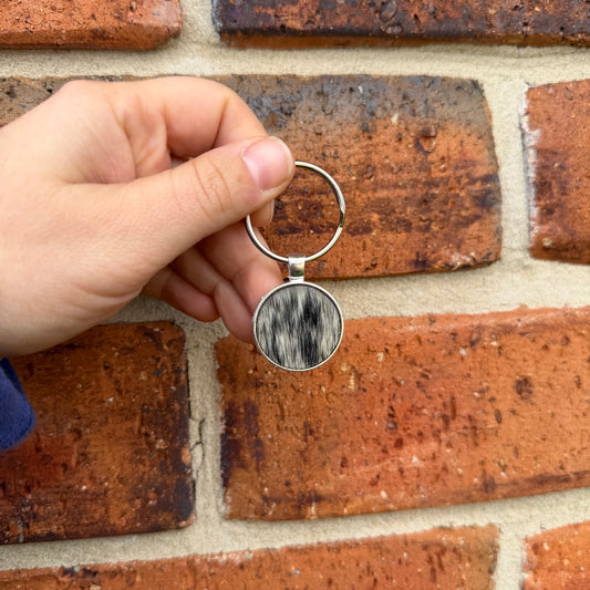 Silver Round Cowhide Keyring #10